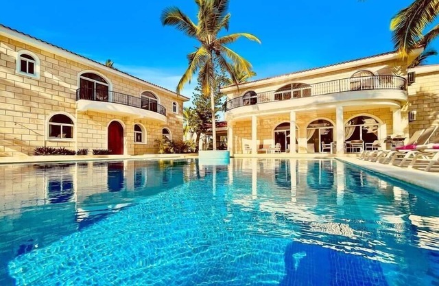 Beach Villa Andiamo with private Pool and Chef incl.