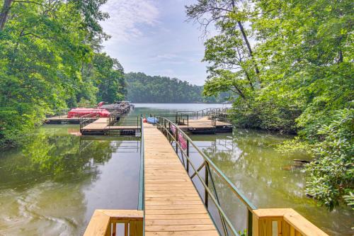 11 Mi to State Park Home with Dock in Mill Spring!