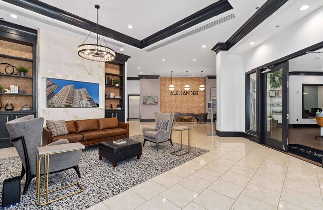 11 minutes to DCA! Lovely 1bed Modern Apt w/ Amenities!