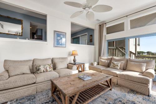 1107 Duneside Villa by Akers Ellis Rentals
