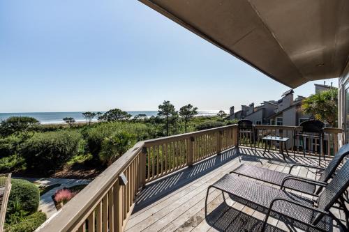 1108 Duneside Villa by Akers Ellis Rentals