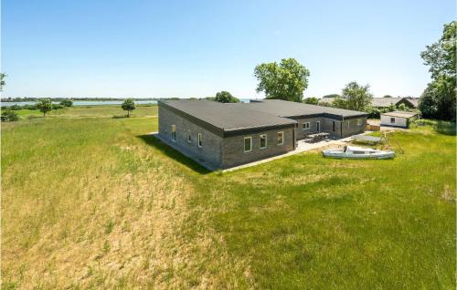 12 Bedroom Nice Home In Haderslev