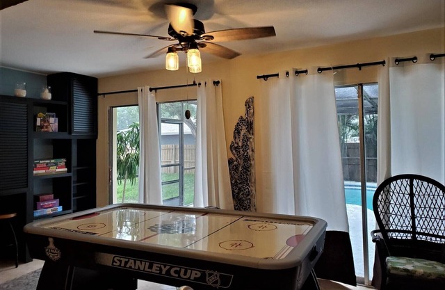 12 minutes from Siesta Key