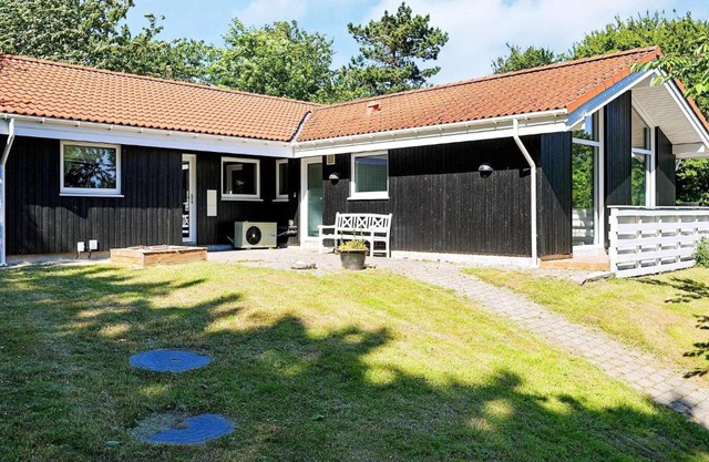 12 person holiday home in Hundested-By Traum