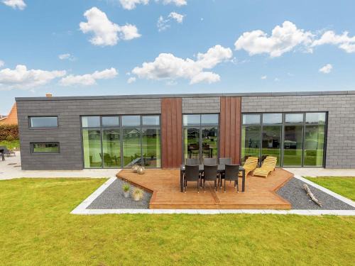 12 person holiday home in Vinderup-By Traum