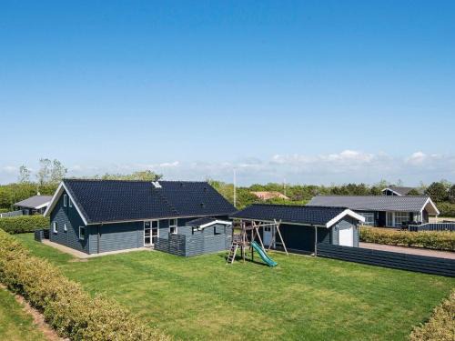 12 person holiday home in Tarm-By Traum