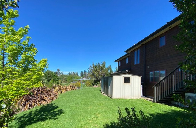 12 Tarndale Place