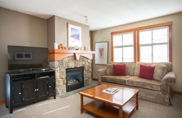 1202 - Two Bedroom Standard Eagle Springs West condo