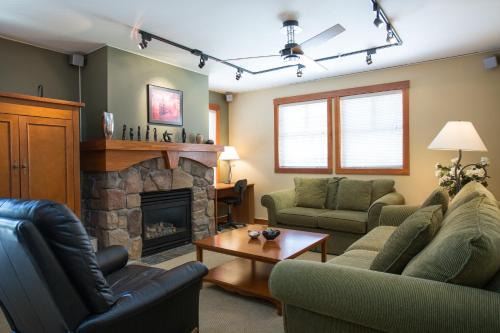 1214 - Two Bedroom Standard Eagle Springs West condo