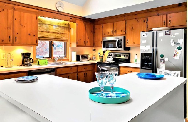 122 Tracy Lane Brewster Cape Cod - Jack's Little Cape House