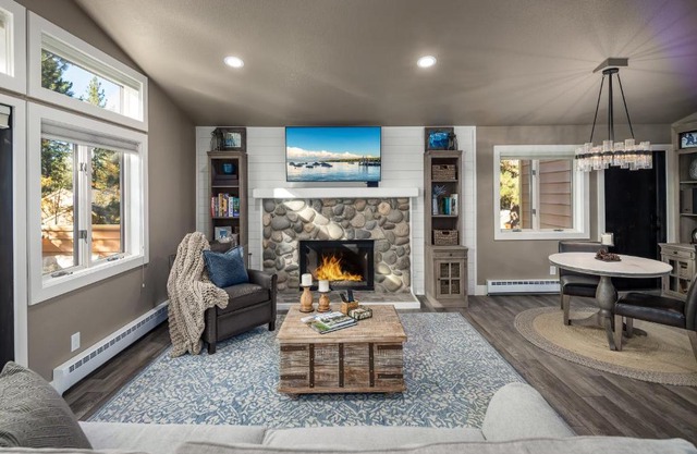 128 McCloud - Luxury Couples Retreat