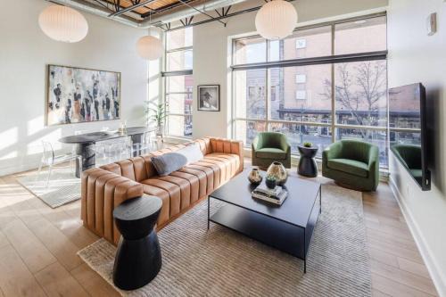 128 Union