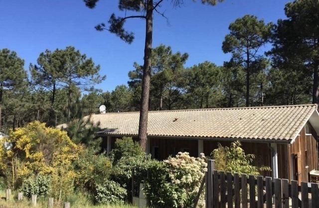 130 - Magnificent holiday home located in Carcans Plage for 6-8 people