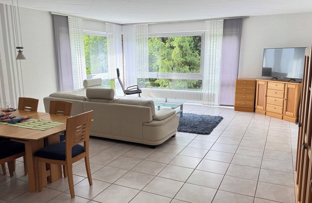 130 sqm apartment with garden and parking space