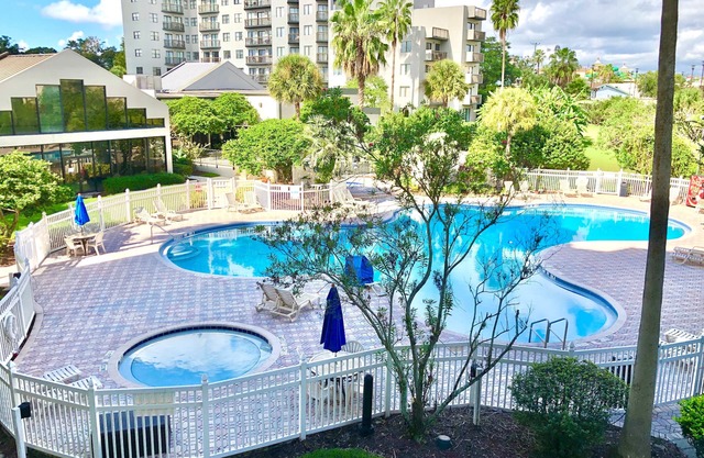 1305u- Volcano Bay, Pool Balcony View 2 Bedroom Suites