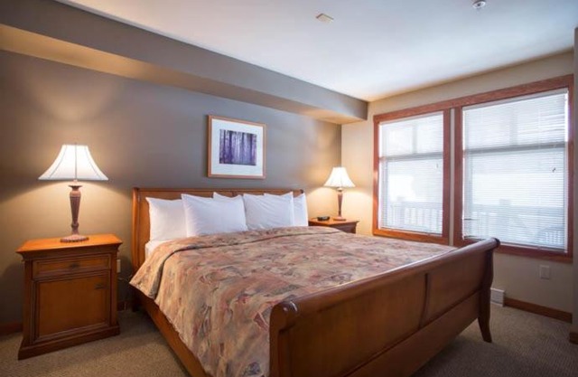 1307 - Two Bedroom Standard Eagle Springs West condo