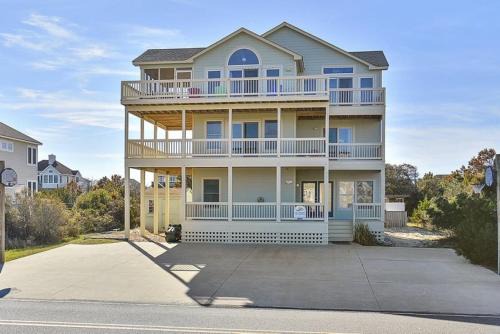 1345 Sundancer 4 Min Walk to Beach