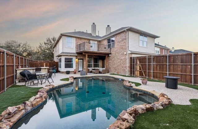 13748 Fall Harvest Dr Frisco