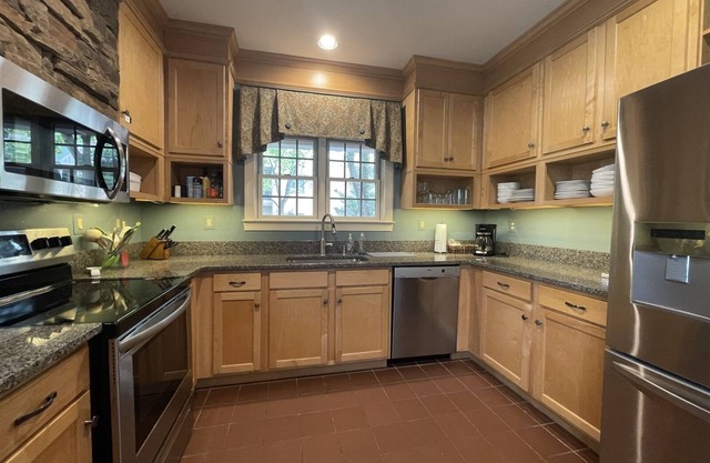 13801 Trailside Lane | Slope side townhouse