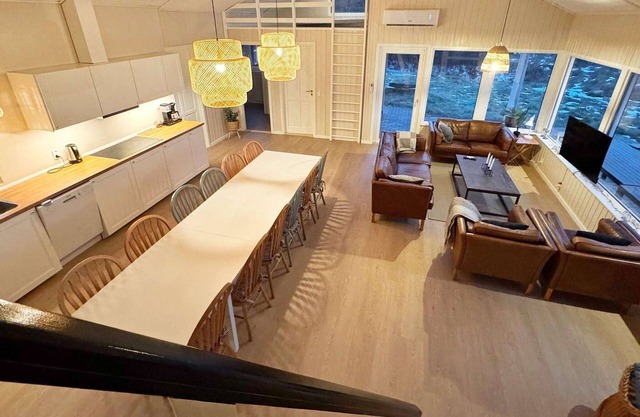 Elegante casa de vacaciones en Logstor con piscina