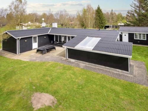 14 person holiday home in Ørsted-By Traum