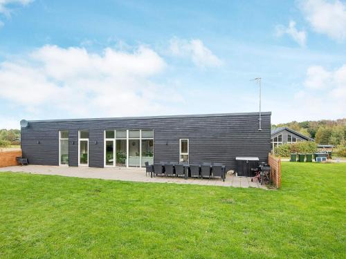 14 person holiday home in Glesborg-By Traum