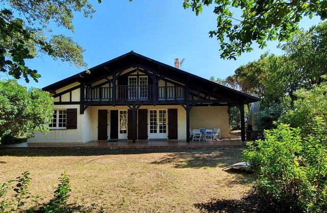 Villa de 140m² en estilo Landaise - 300m de la playa - zona tranquila