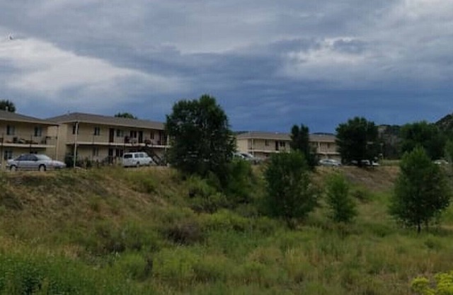 1425-2 · Huge Unit in Scenic Valley - Sleeps 8!