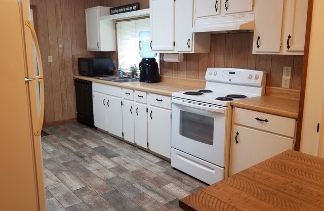 147 Lakehouse Lodge at Sam Rayburn