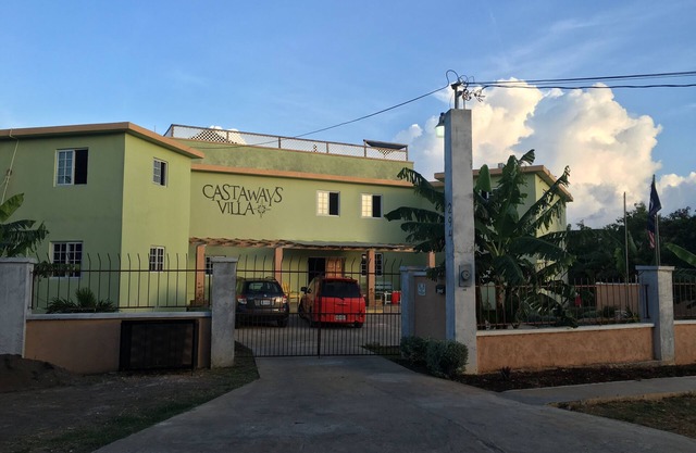 Gran villa recién terminada
