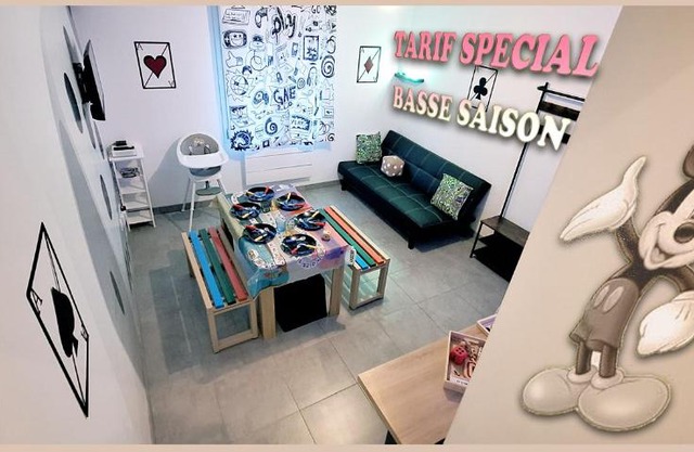15' de Disney maison à thème avec SALLE DE JEUX privée 6 couchages 2 wc
