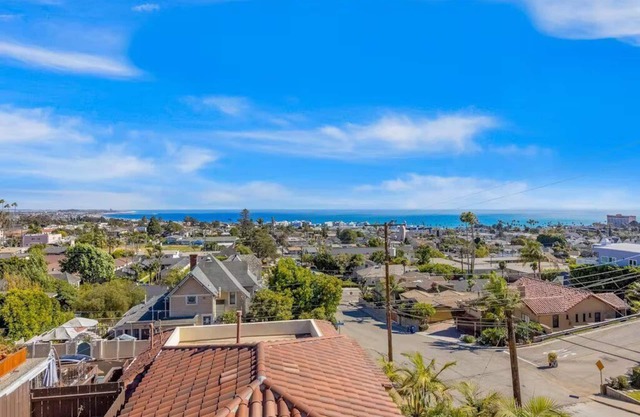 25% Off Aug 18-21, Cozy & Clean, Amazing Views