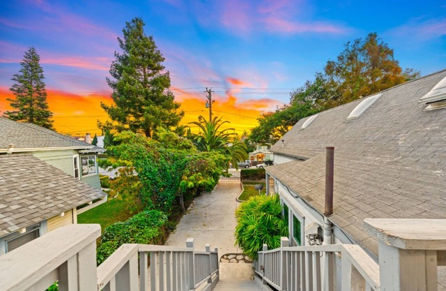 25%Off Sept 1-4, Walk To Beach, Clean & Comfy Beds