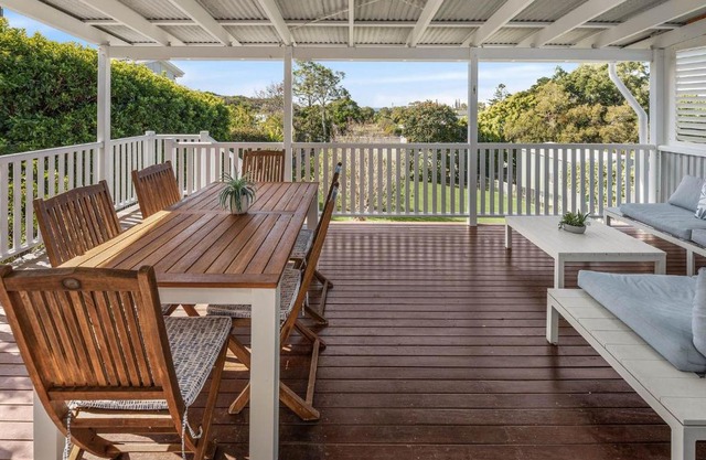 15 Seaview Terrace Moffat Beach QLD