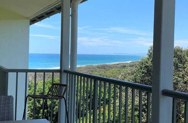 15 Whale Watch Resort + Beach Front + Ducted Air Con + 3 Bed + 2 Bath