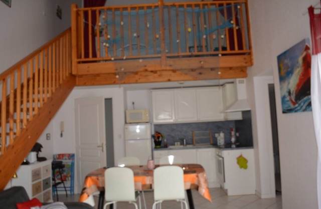150m from the beach, apartment in secure residence