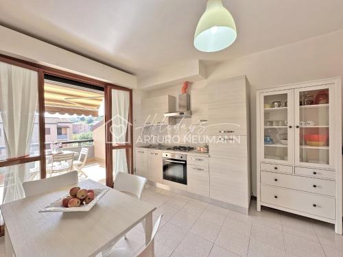153 - Monolocale in centro a Sirolo, climatizzato e in ottima posizione SPIAGGIA gratis al WHITE BEACH CLUB dal 23 Agosto esclusi Sab-Dom