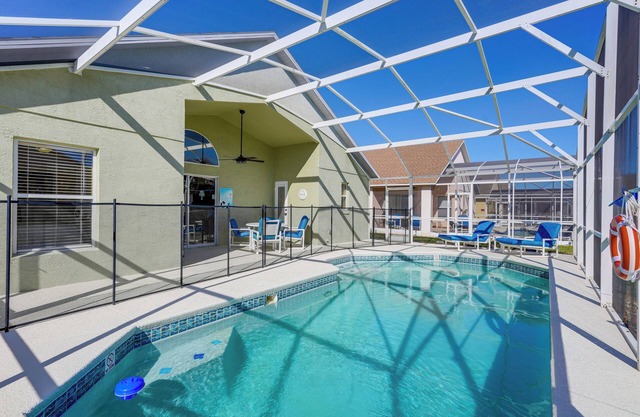 16 Mi to Disney: Home w/ Game Room & Pool