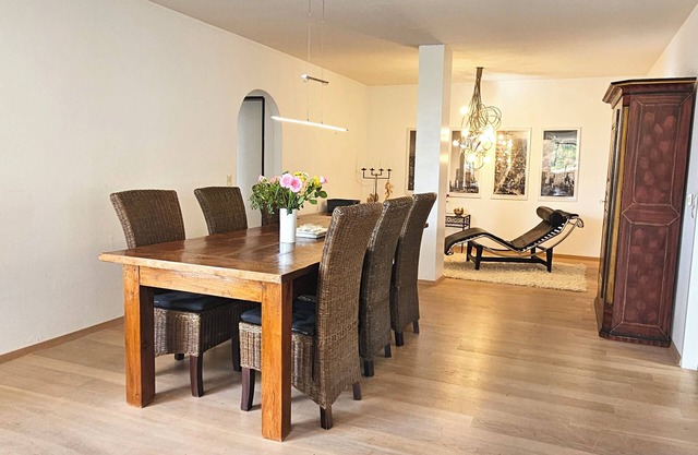 166 m² tranquilo y soleado oasis de bienestar con gran terraza y vistas al valle