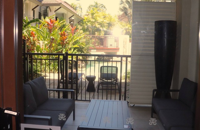 169 is Magnificent Swim Out 5 stars apartment in a luxury resort in Port Douglas