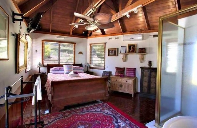 1770 Sovereign Lodge- Java Deluxe