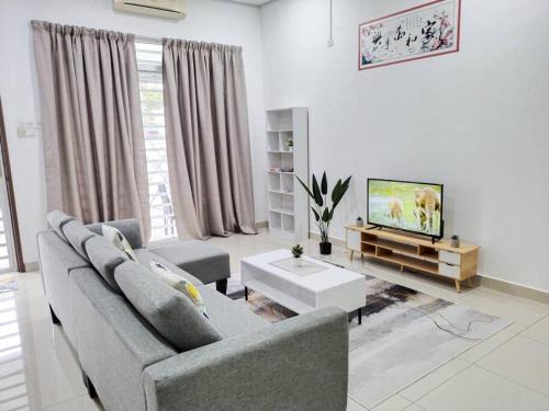 1793 Kepayang S2 # U Homestay
