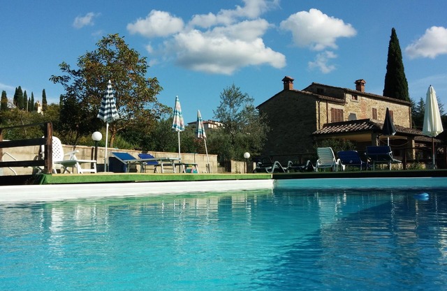 17th century farmhouse with private pool and Wi-Fi and air conditioning