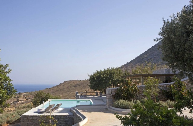 Villa de lujo reformada del siglo XVII con impresionantes vistas.
