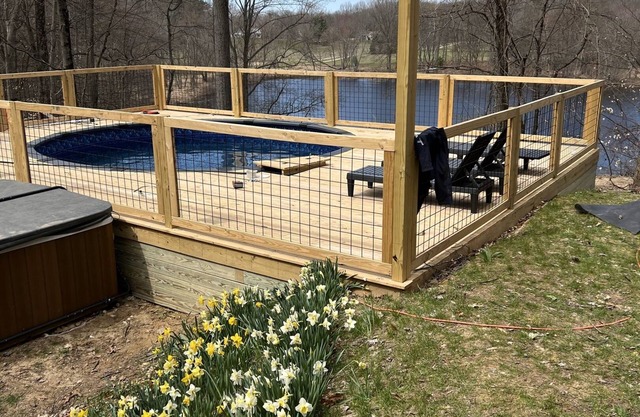 18 acres | Arcades | Heated Pool | Hot Tub | Pond