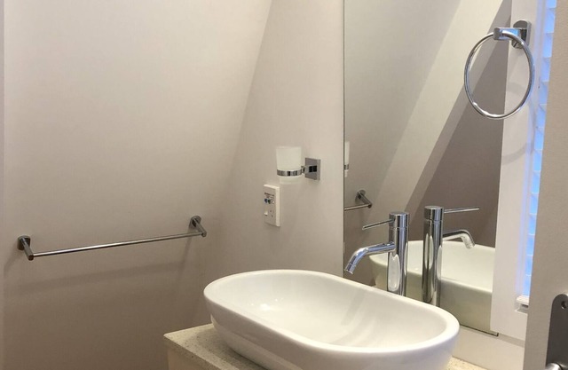 180 degree exquisite harbour views