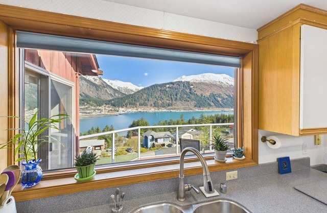 180° Views | 1BR w/ Deck, Mountains & Cruise Ships