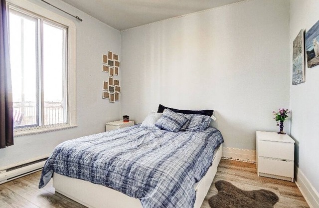 #181 Renovated Apt in Verdun with 2 Balconies