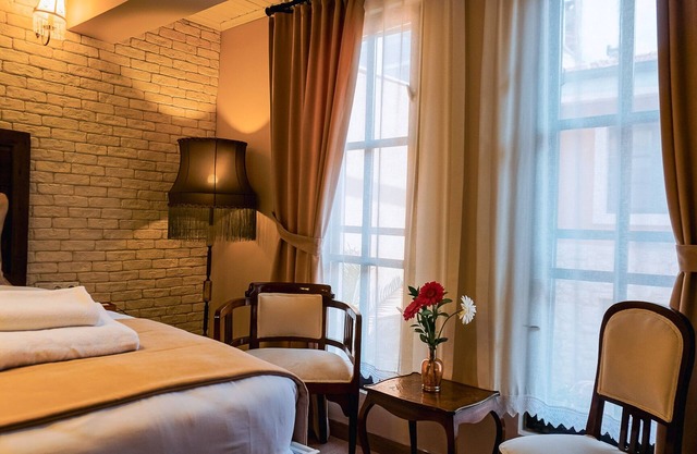 1870 Taş Konak Otel - Sanat Sokağı