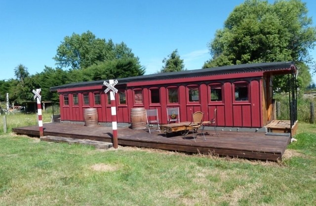 1889 vagón de tren de madera - Wacky Stays - seis propiedades únicas